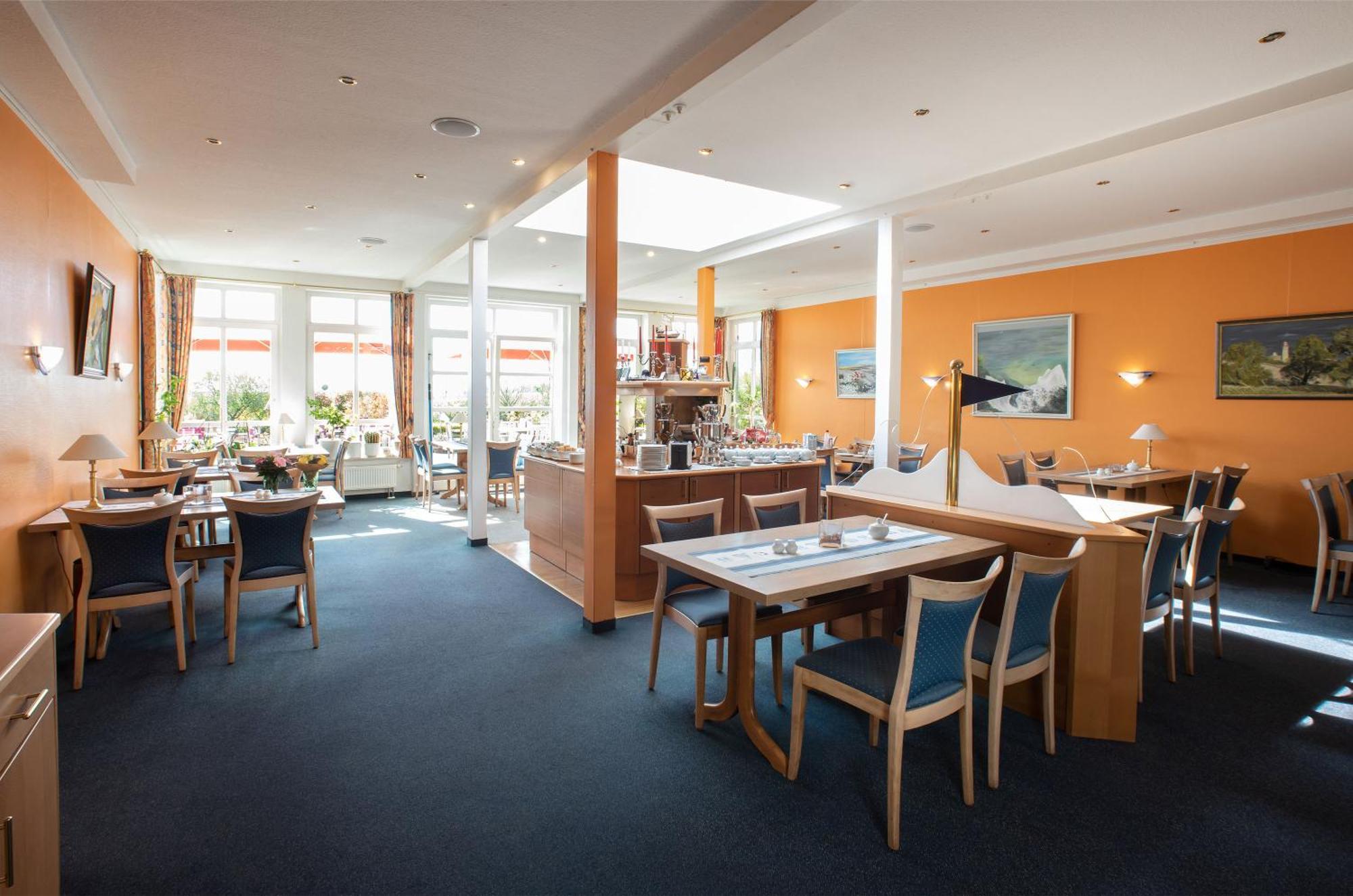 Hotel & Restaurant Zum Kap Arkona Putgarten エクステリア 写真