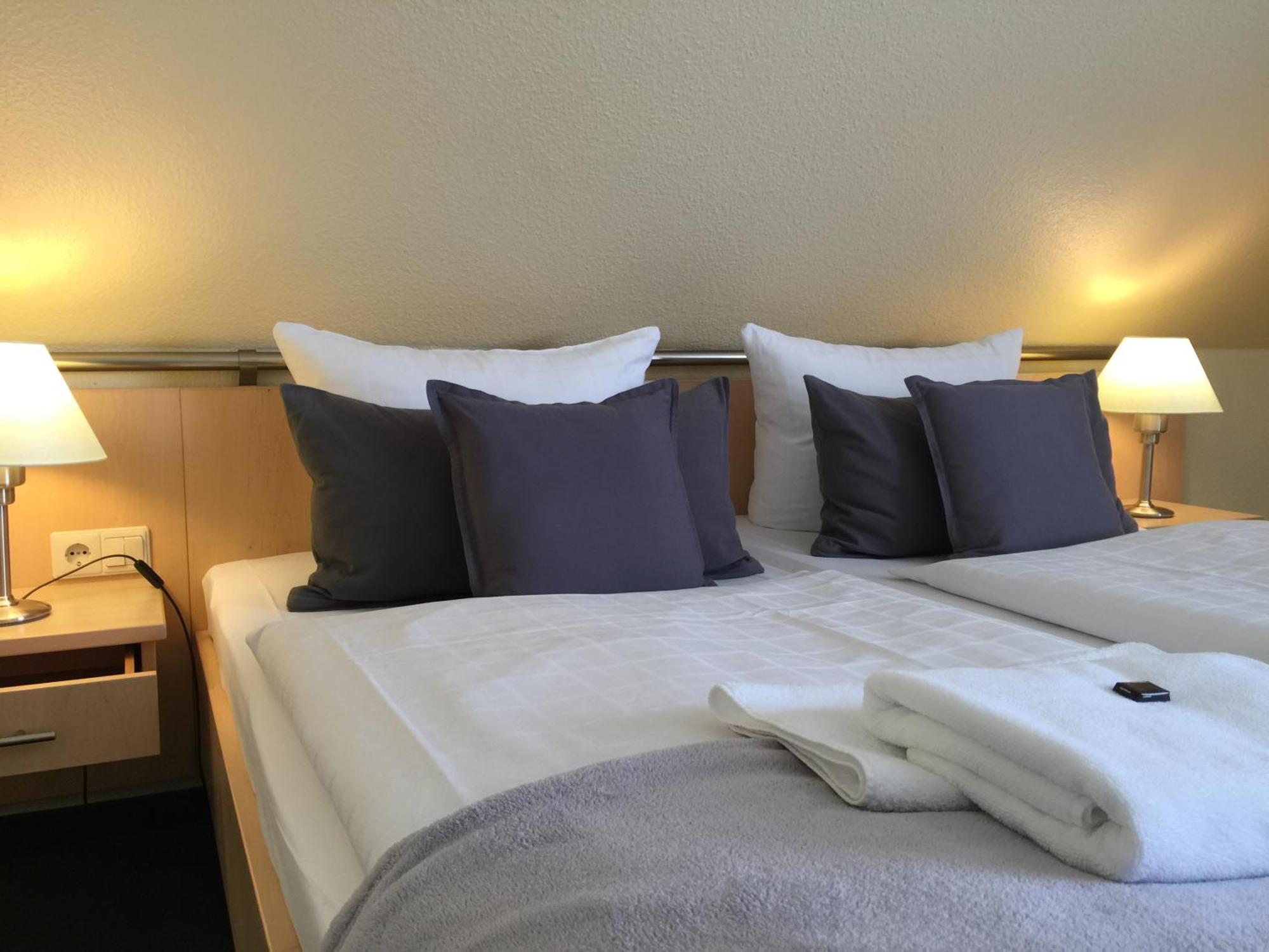 Hotel & Restaurant Zum Kap Arkona Putgarten エクステリア 写真