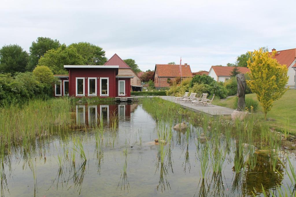 Hotel & Restaurant Zum Kap Arkona Putgarten エクステリア 写真
